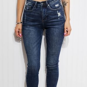Judy Blue Juliet Full Size Tummy Control Skinny Jeans